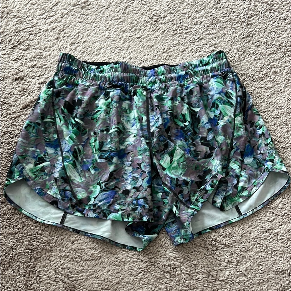 Lululemon track that 5” short